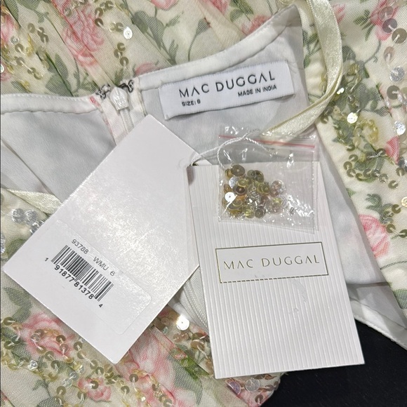 Mac Duggal Embellished Floral Print Faux Wrap A Line Dress with Sequins - 6 - Picture 4 of 4